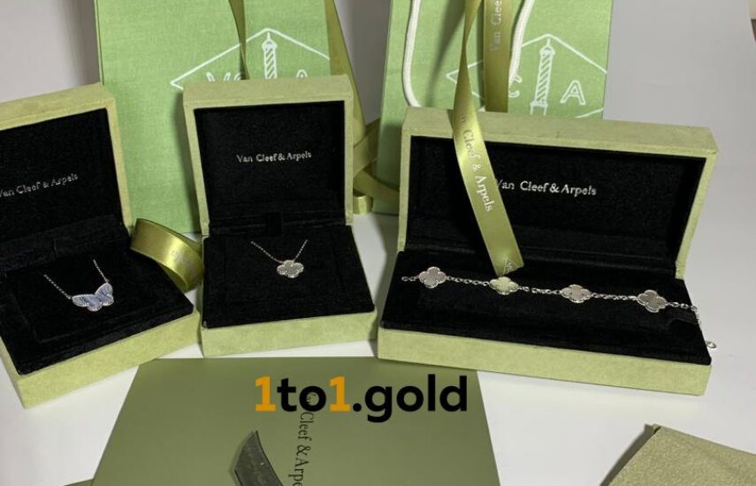 Реплика Vintage Alhambra bracelet / Lucky Alhambra butterfly pendant / Vintage Alhambra pendant из Китая