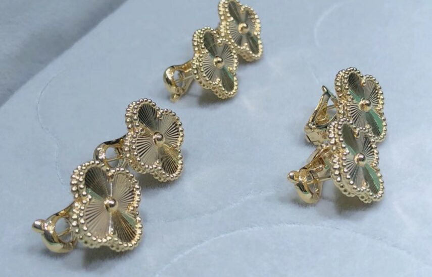 Реплика Vintage Alhambra earrings из Китая