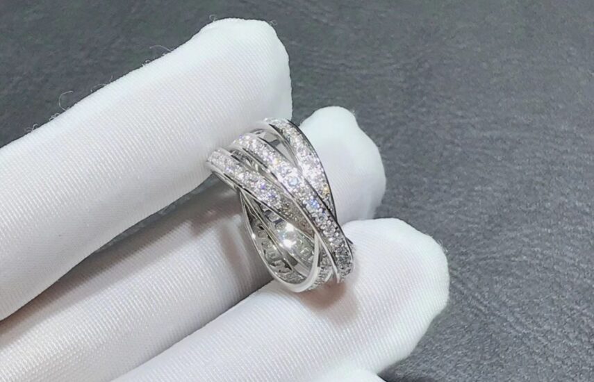 Реплика Бриллиантовое кольцо спираль из Китая