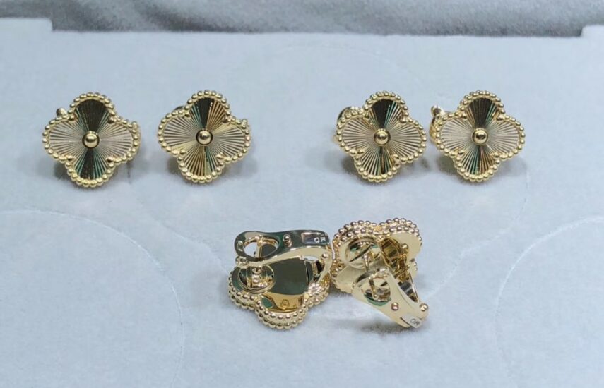 Реплика Vintage Alhambra earrings из Китая