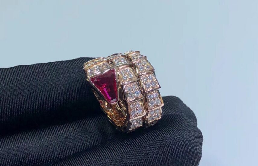 Реплика Bvlgari Serpenti Viper Ring Rose Gold Red из Китая