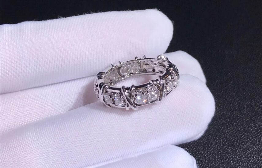 Реплика Кольцо из платины с бриллиантами из Китая