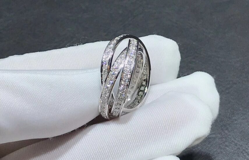 Реплика Бриллиантовое кольцо спираль из Китая