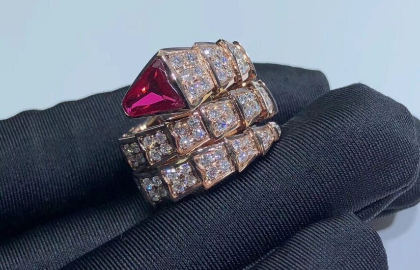 Реплика Bvlgari Serpenti Viper Ring Rose Gold Red из Китая