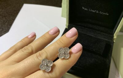 Реплика Sweet Alhambra bracelet & Sweet Alhambra earstuds из Китая