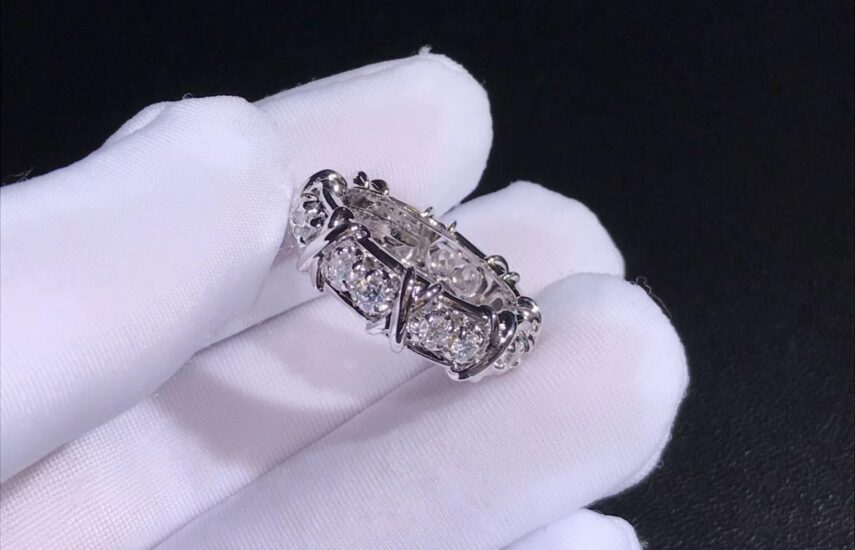 Реплика Кольцо из платины с бриллиантами из Китая
