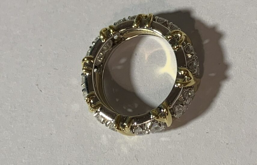 Реплика Кольцо из желтого золота и платины с бриллиантами из Китая