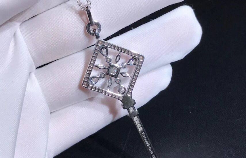 Реплика Tiffany KALEIDOSCOPE KEY PENDANT из Китая
